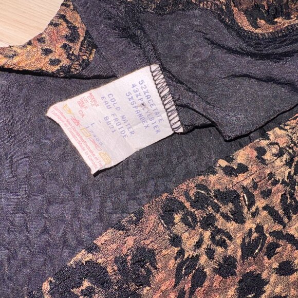 Vintage Conrad C Leopard Top with Gold Metallic Accents L/G - Picture 9 of 9